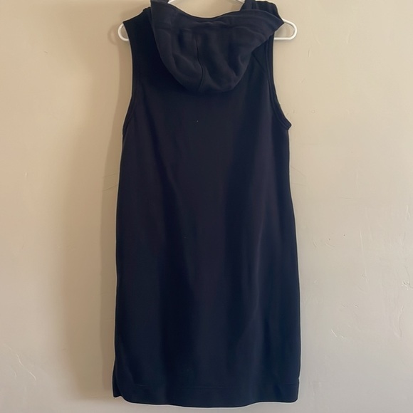 ⭐️ 3/$20 Nike long vest black medium - Picture 5 of 5
